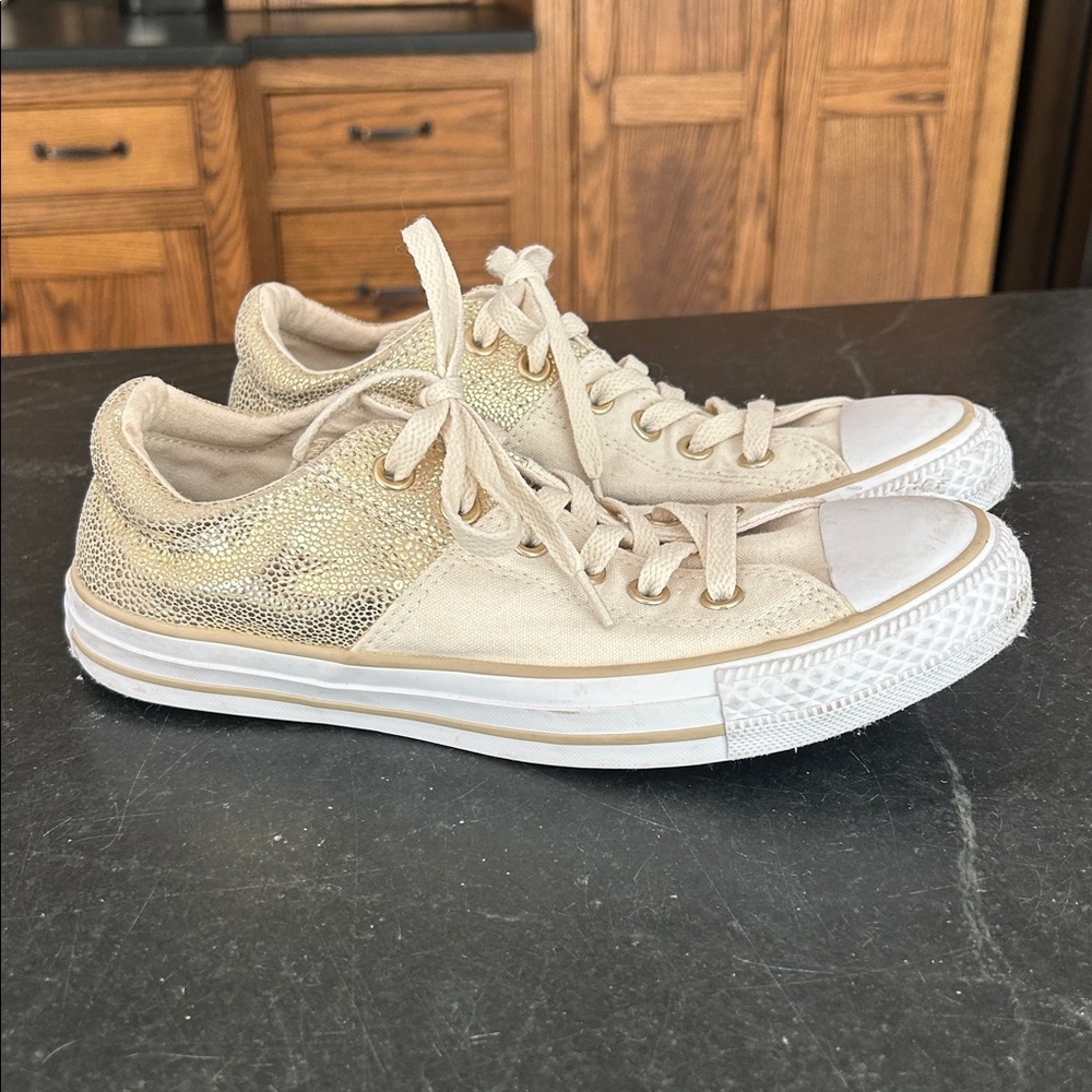 Converse Chuck‎ Taylor All Stars Madison low top sneaker gold cream women’s 8